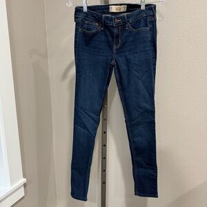 Hollister super skinny dark wash jeans size 3S